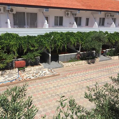 Karakas Motel Ayvalı Exterior foto