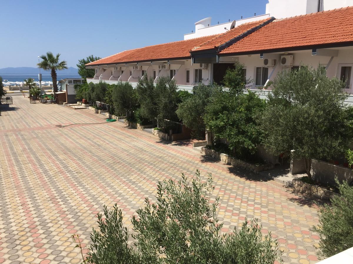 Karakas Motel Ayvalı Exterior foto